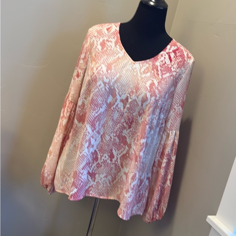 CAbi Elegant Pink and White Women's Top